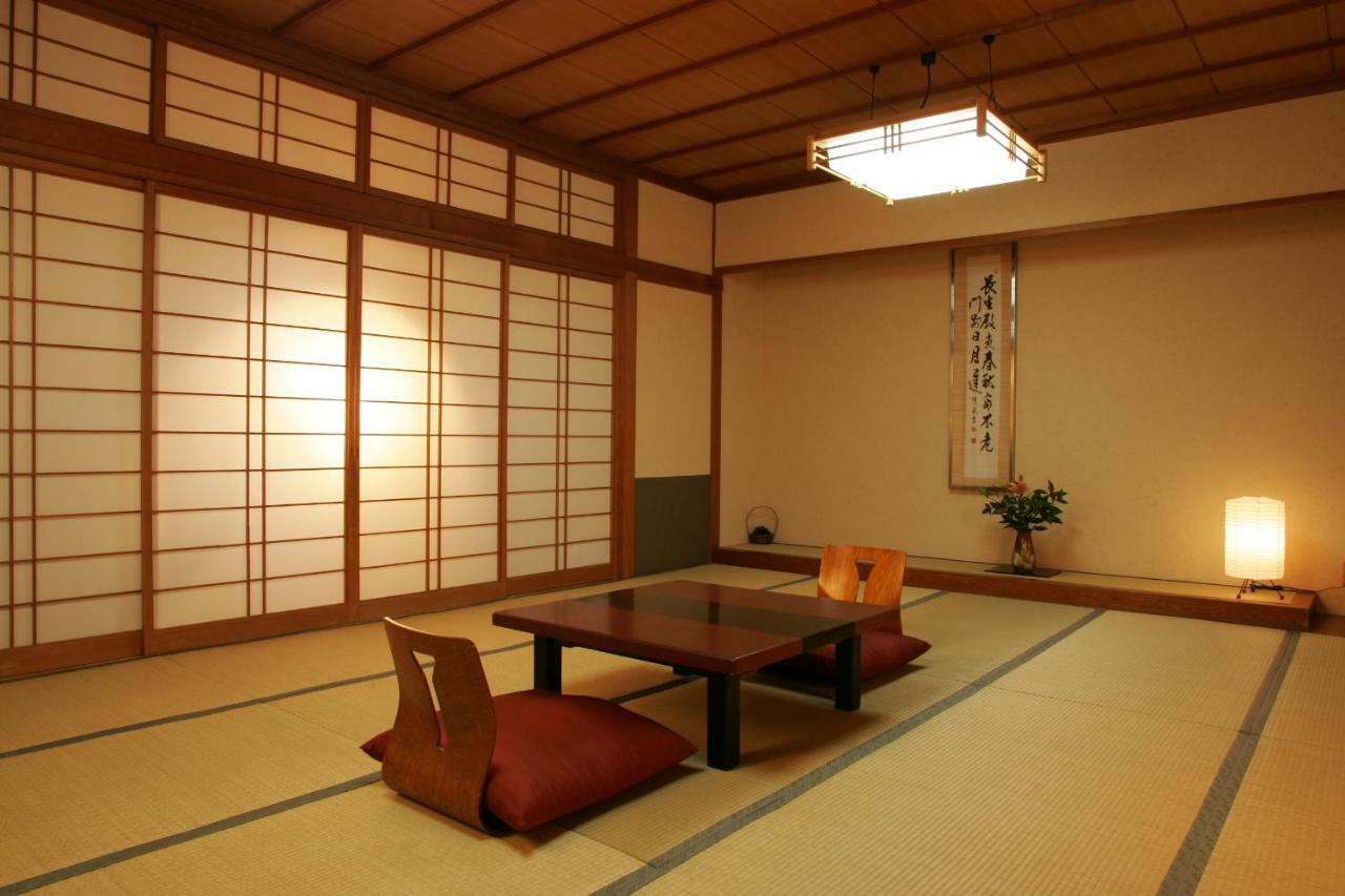 Hokuriku Yamashiro Onsen Hotel Kikyou Kaga Kültér fotó